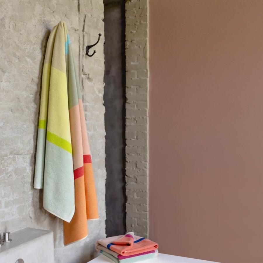 Other Rooms Remember | Bath Towel 'Riviera'