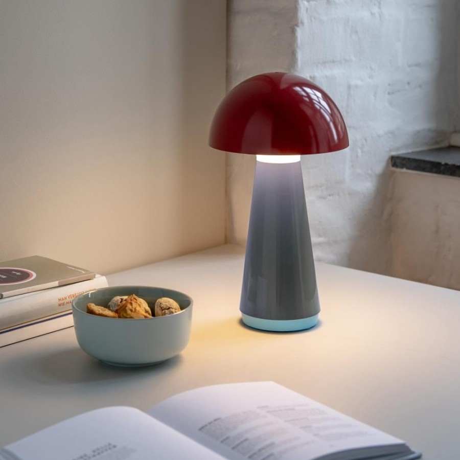 Living Remember | Table Lamp 'Bob' Red